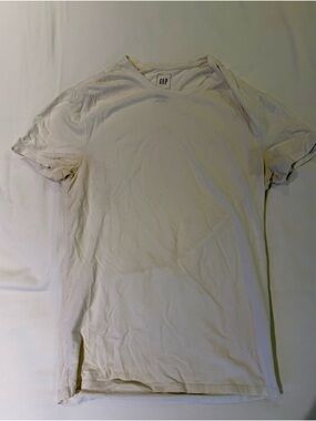 GAP Men’s Short-Sleeve Crew T-Shirt‎ - Off-White